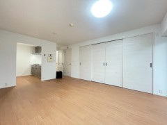 パレ平塚すみれ平四番館