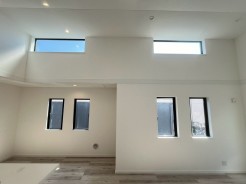 圧巻の天井の高さと解放感です！
ぜひ体験してください！