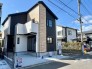 前面道路が6mで角地の開放的なお家です！