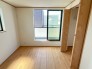 3階南西向きの寝室です。