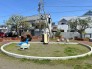 前面道路を渡ってすぐ。広さがあり、お子さんにはうれしい公園です。 4m